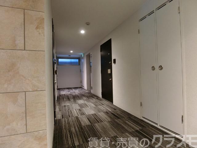 2/4 エントランス