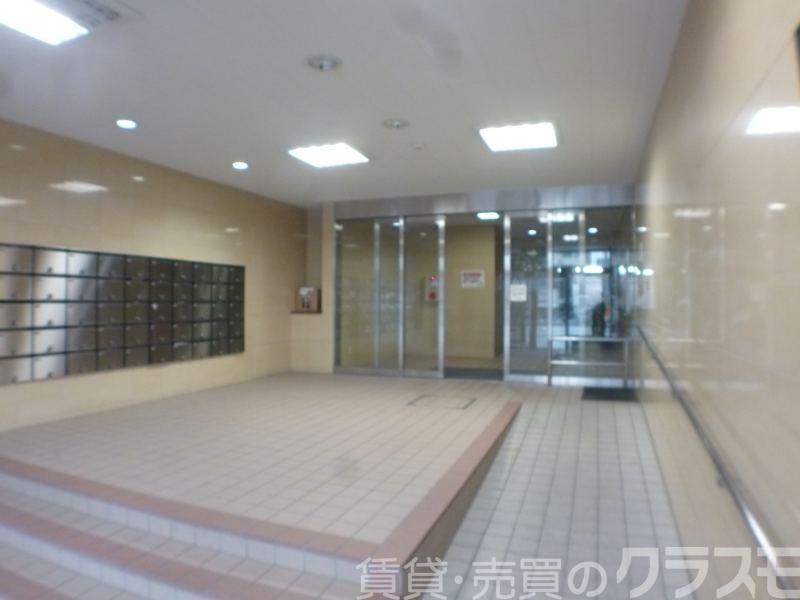 2/3 エントランス