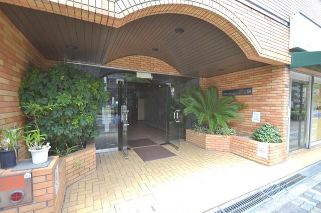 2/11 エントランス