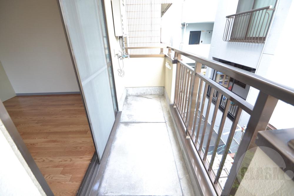 14/30 バルコニー