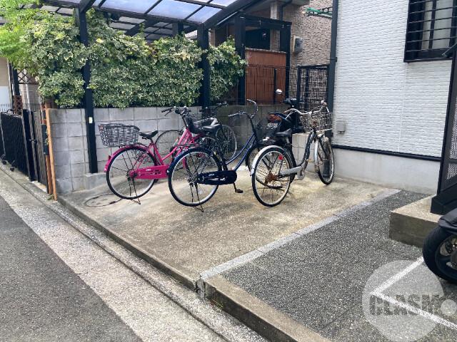 17/22 エントランス