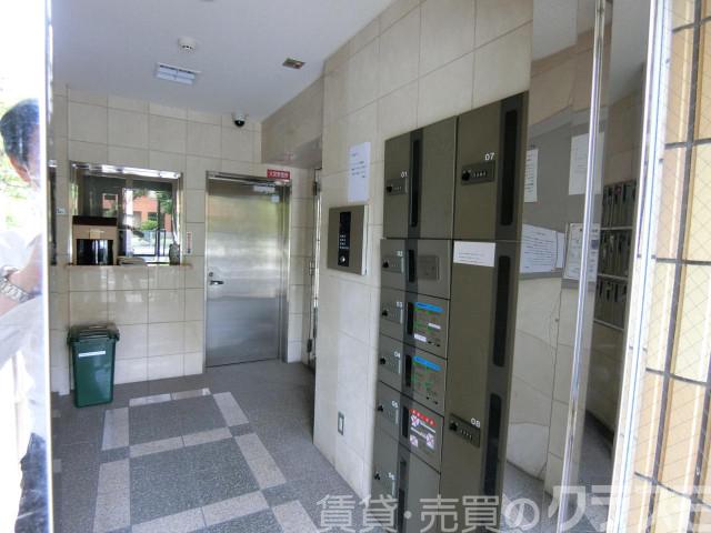 2/5 エントランス