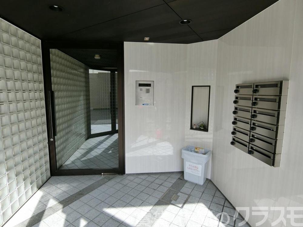 29/30 エントランス