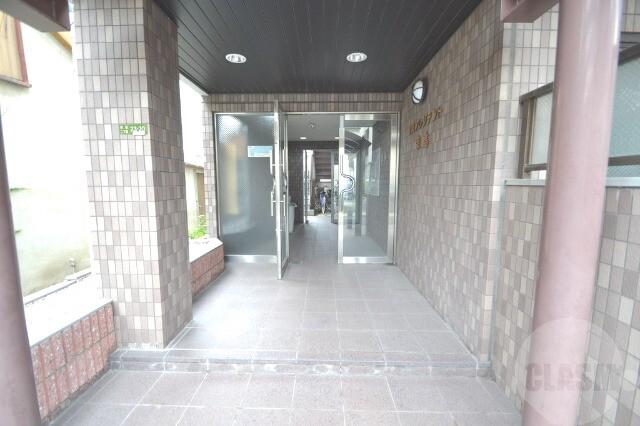 19/29 エントランス