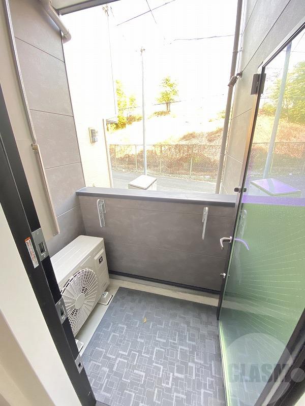 16/27 バルコニー