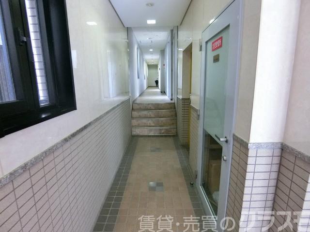 2/3 エントランス