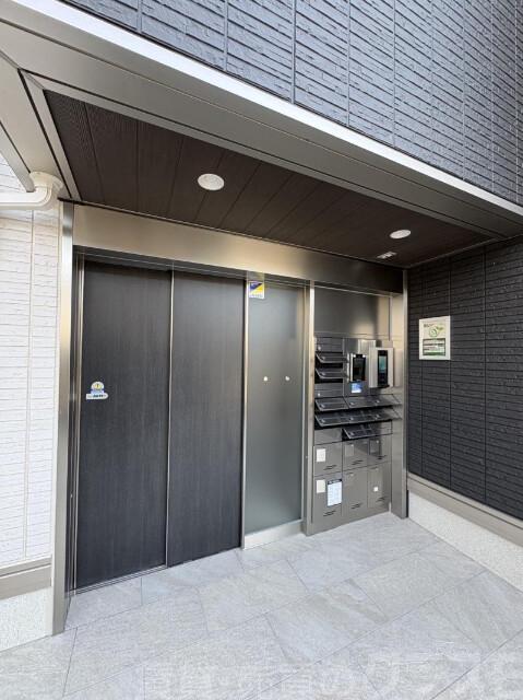 29/30 エントランス