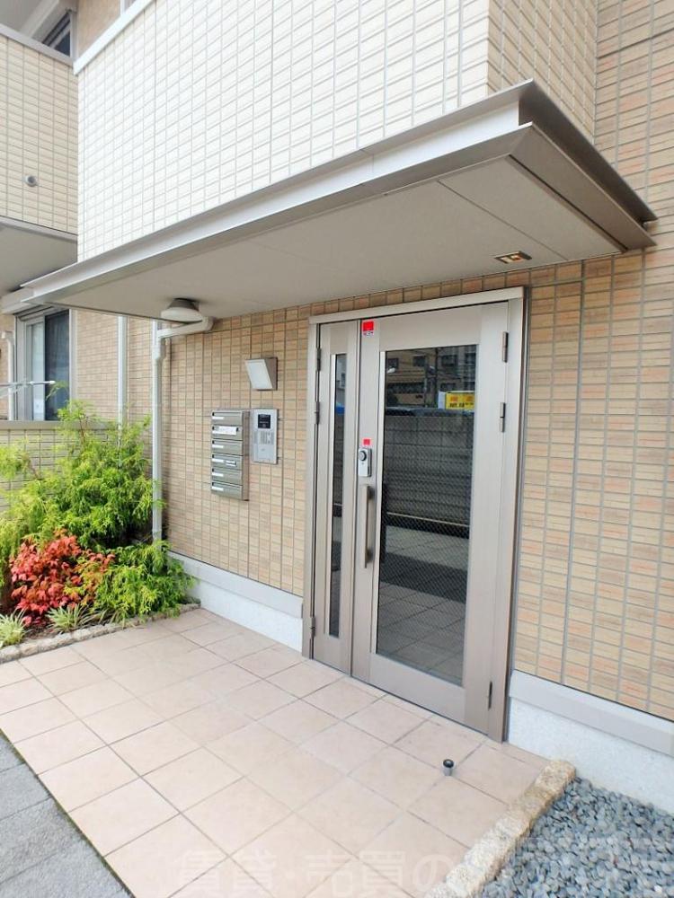 29/30 エントランス