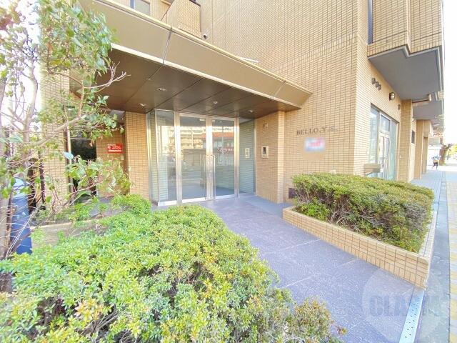 22/30 エントランス