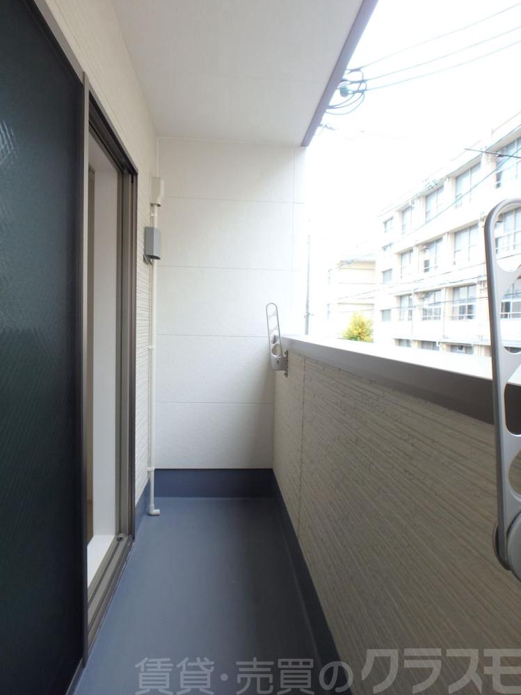 18/30 バルコニー