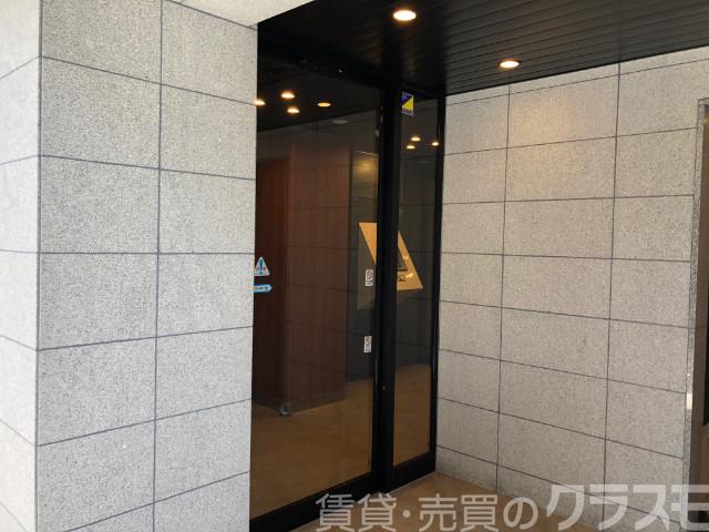 2/3 エントランス