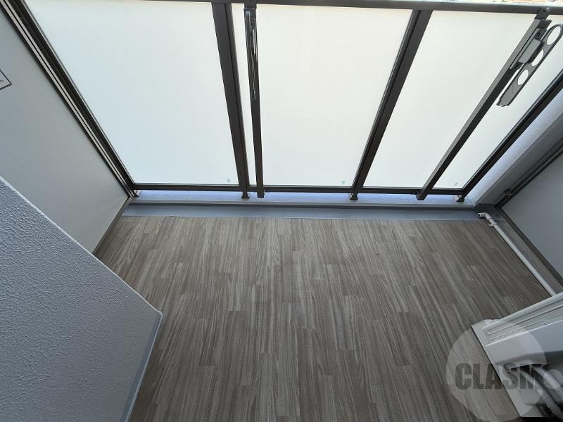 13/22 バルコニー