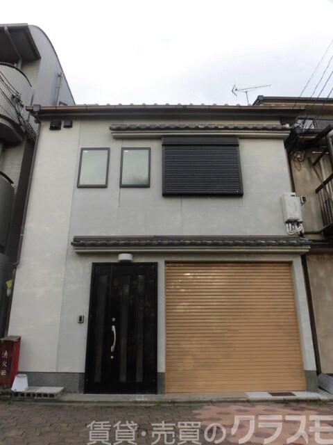 20/30 エントランス