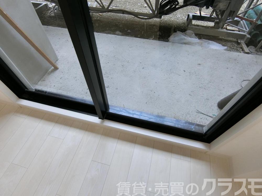 23/30 バルコニー