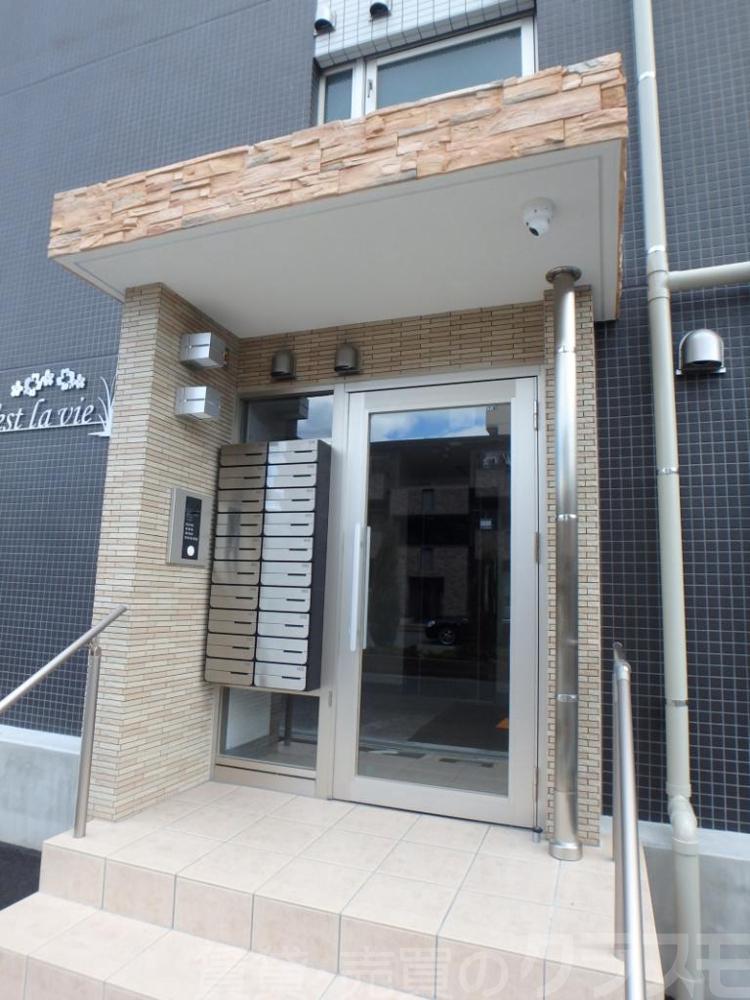 29/30 エントランス