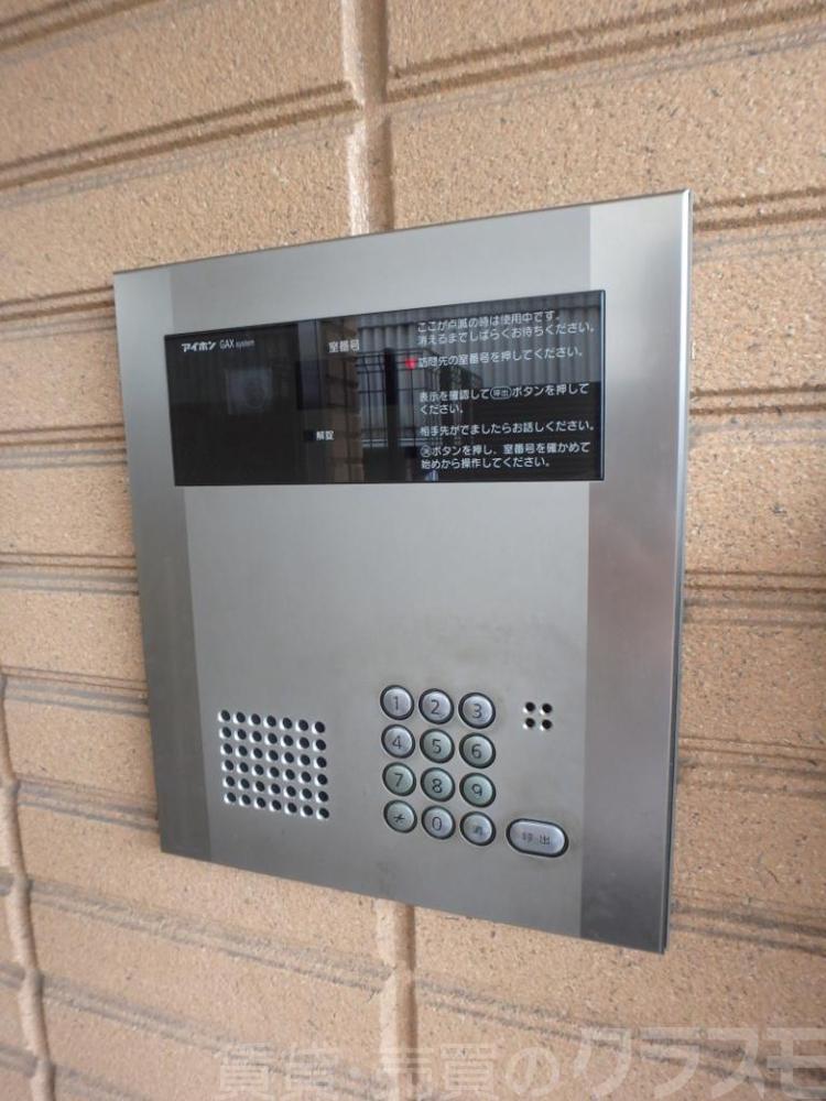 20/26 エントランス