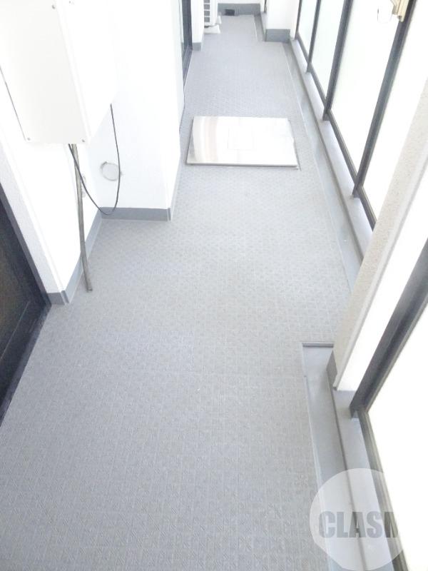 15/28 バルコニー