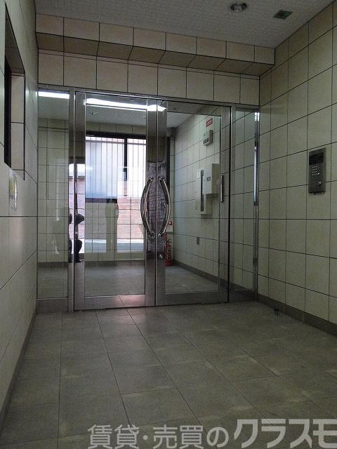 29/30 エントランス