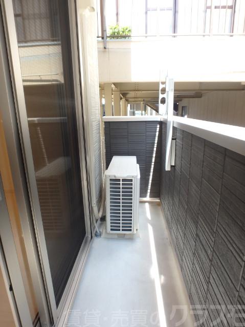 20/30 バルコニー