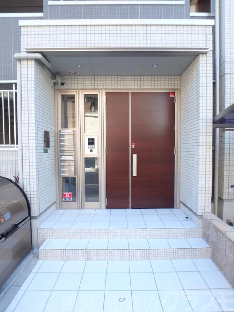 19/29 エントランス