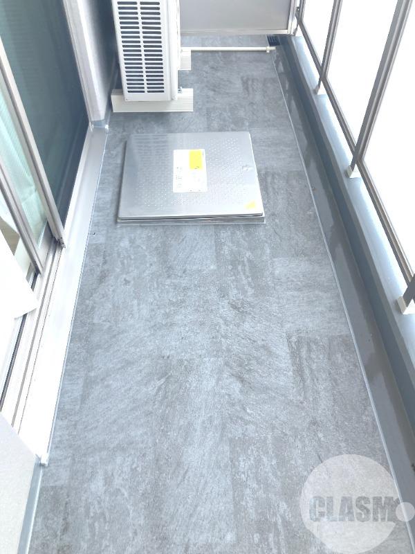 15/27 バルコニー