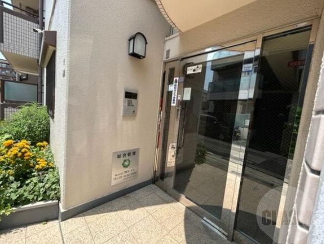 15/27 エントランス