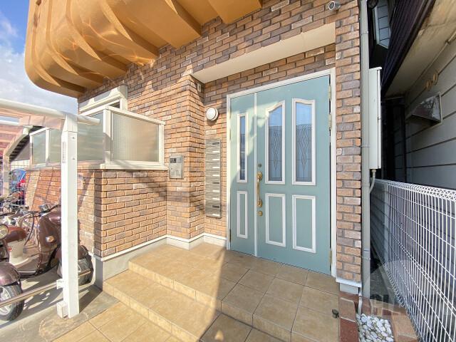 25/30 エントランス