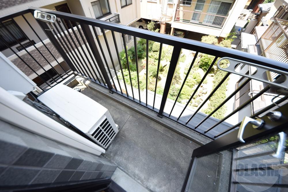 13/29 バルコニー