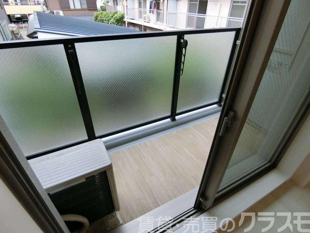 23/30 バルコニー