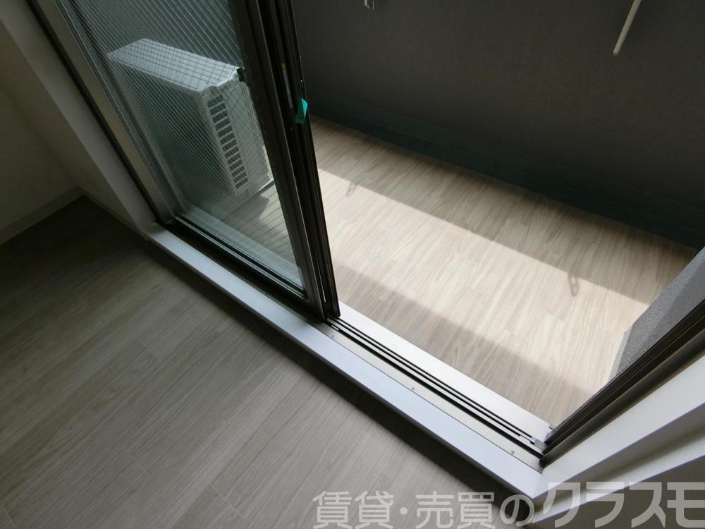 23/30 バルコニー