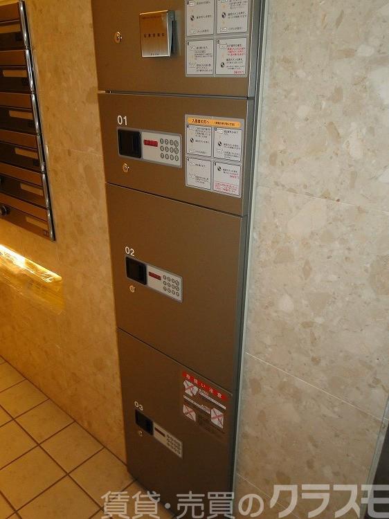 28/30 エントランス