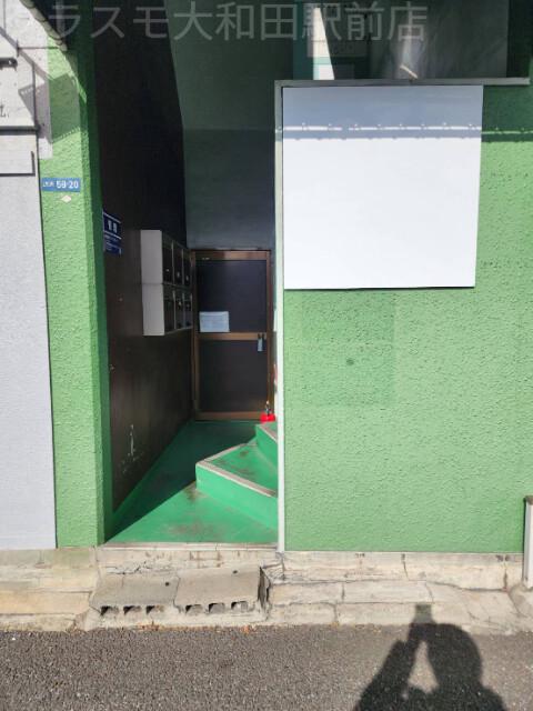 21/25 エントランス