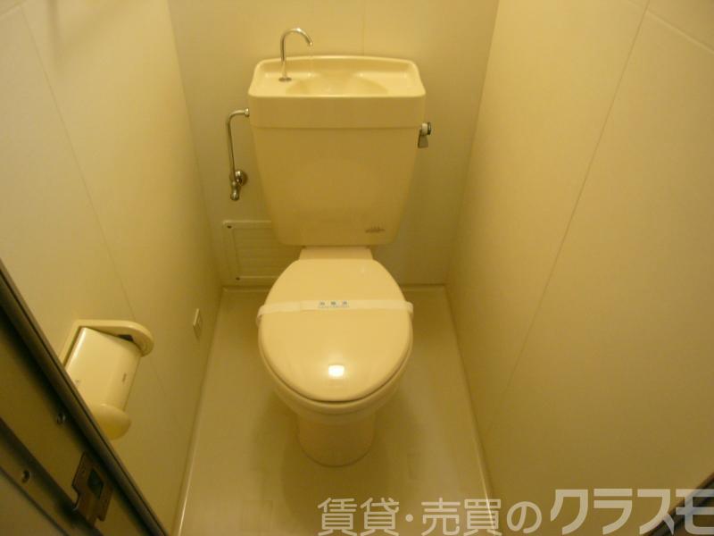 23/30 トイレ