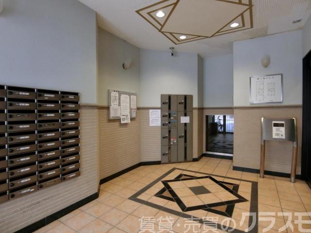 2/5 エントランス