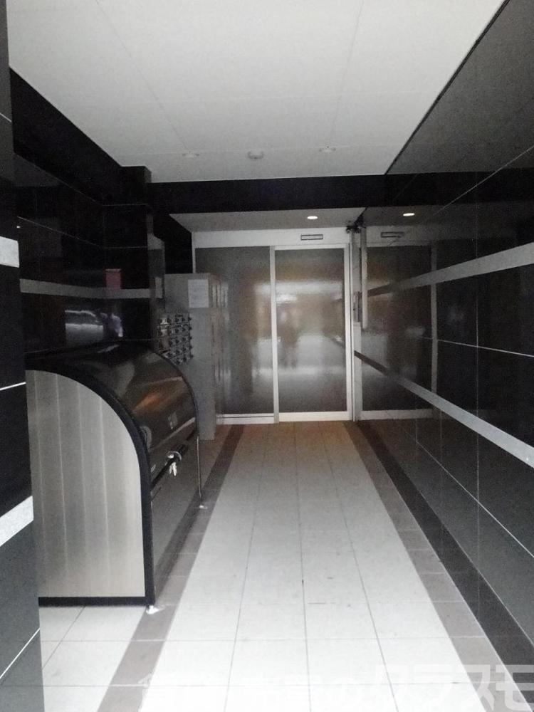 29/30 エントランス