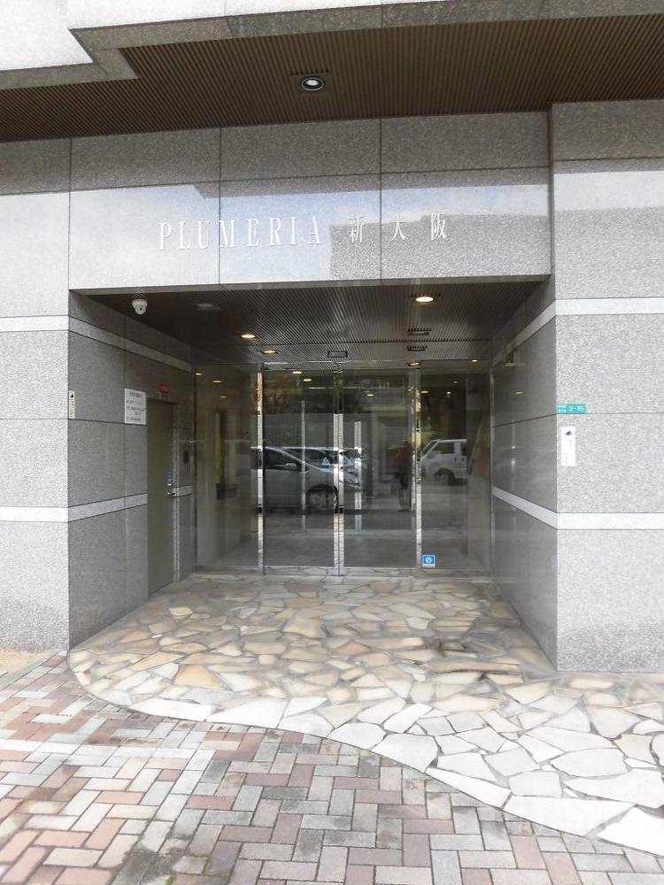 21/26 エントランス