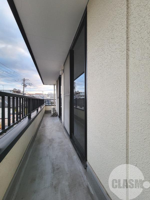 16/27 バルコニー