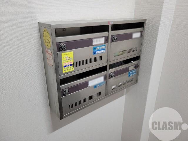 20/27 エントランス