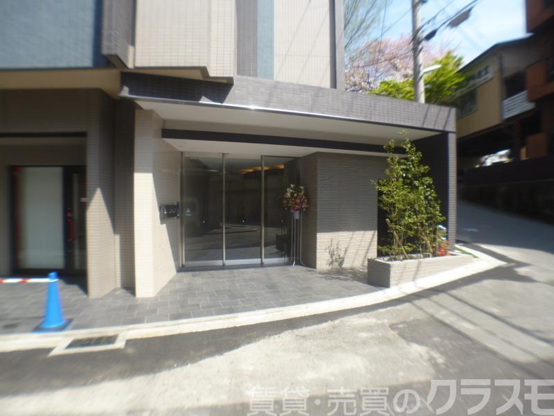 2/5 エントランス