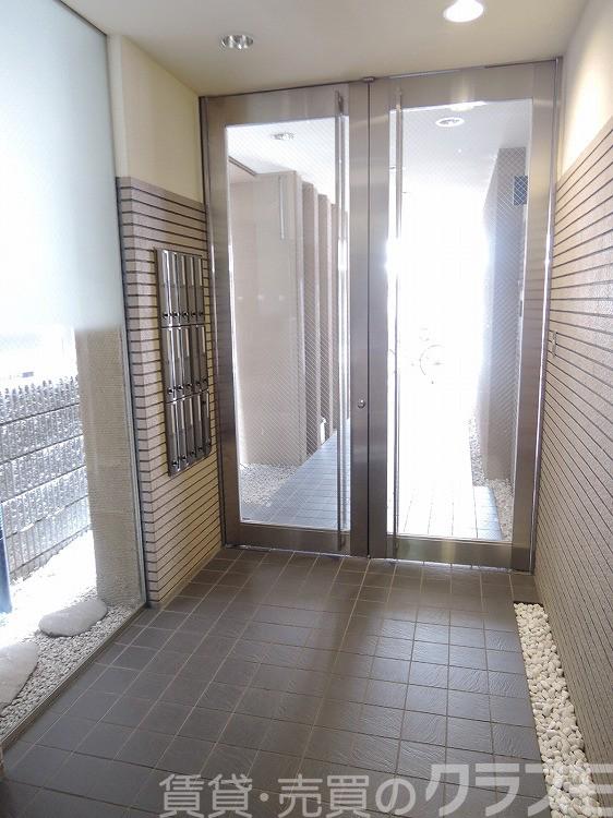 29/30 エントランス