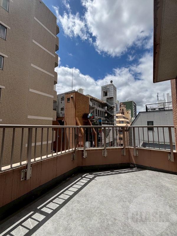 13/30 バルコニー