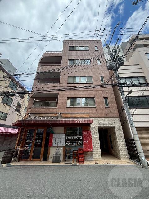 21/30 エントランス