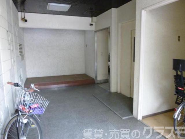 2/3 エントランス