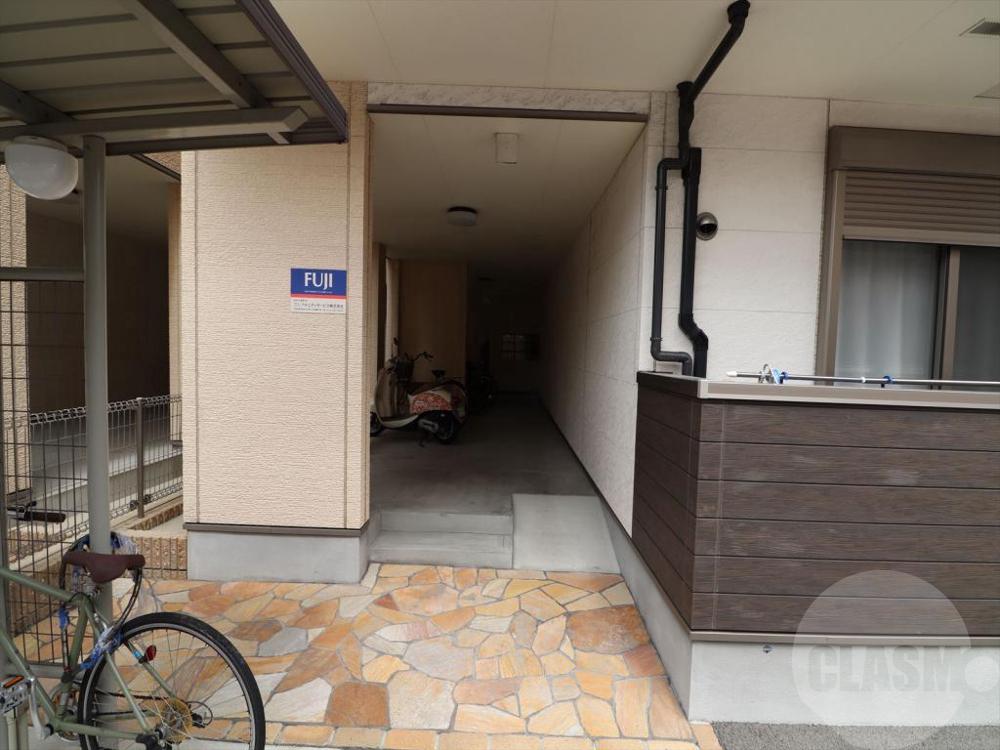 2/10 エントランス