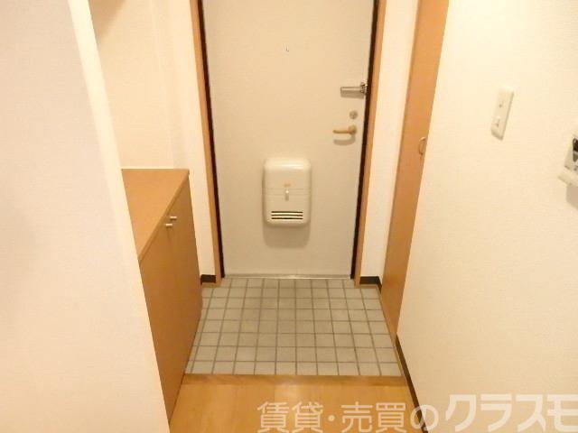 17/30 玄関