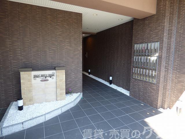 30/30 エントランス