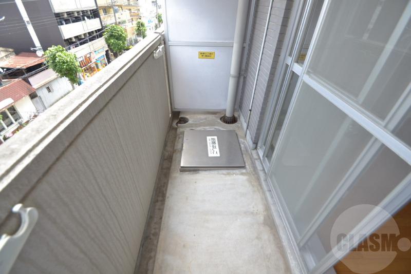 13/26 バルコニー