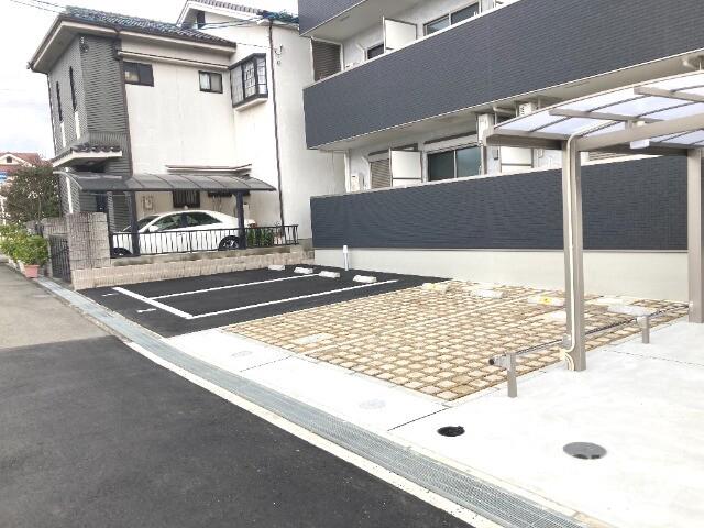 21/30 駐車場