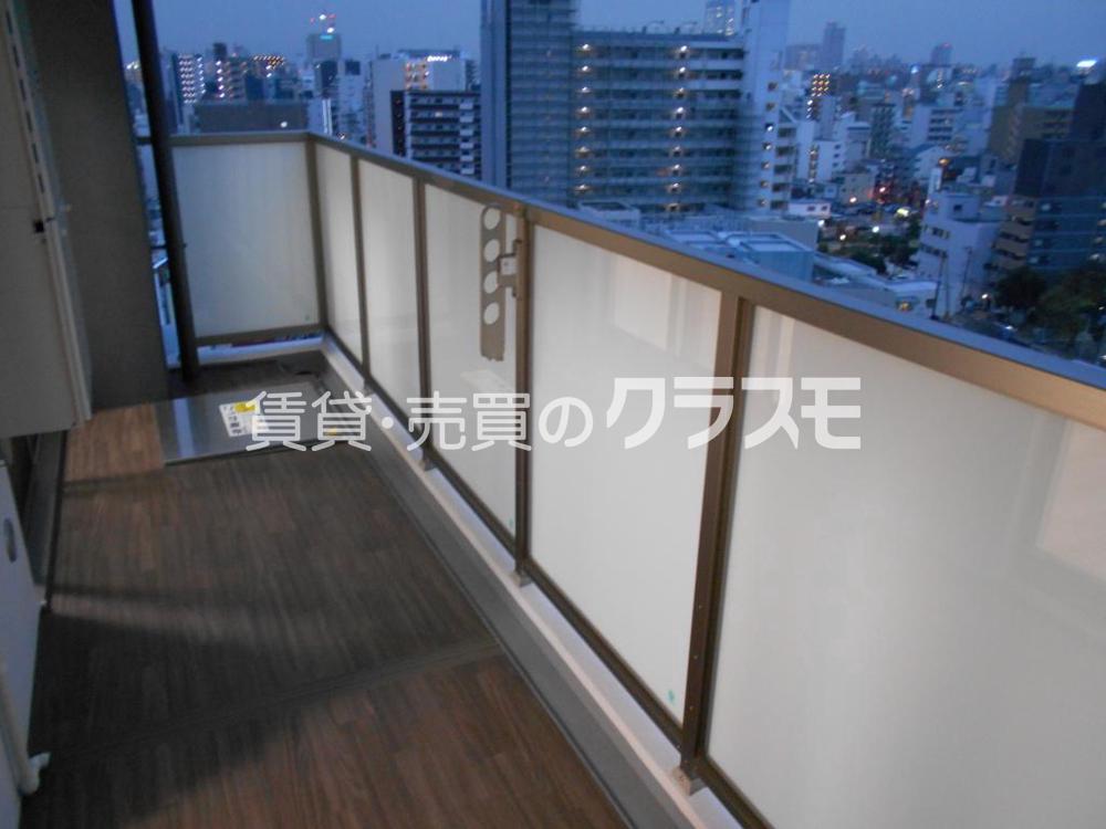 14/28 バルコニー