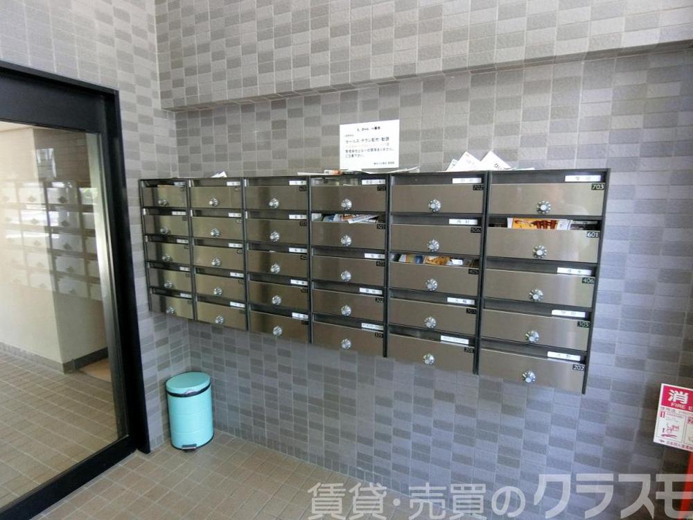 2/4 エントランス